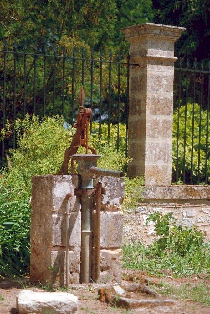 Chateau Les Farcies Du Pech Bergerac Exterior foto